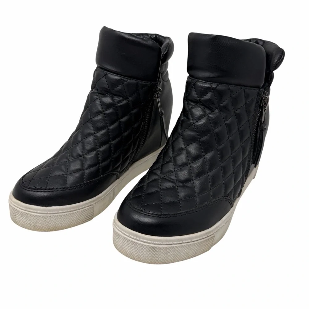 Steve Madden Black‎ Quilted Linqs Wedge Sneakers